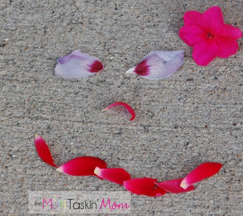 Finding Funny Faces in Nature | themultitaskinmom.com